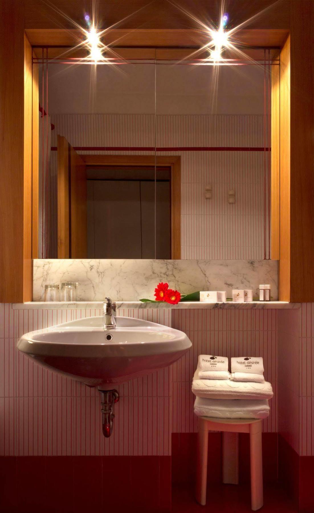 Hotel Desiree - Garda Lake Collection Sirmione Bagian luar foto